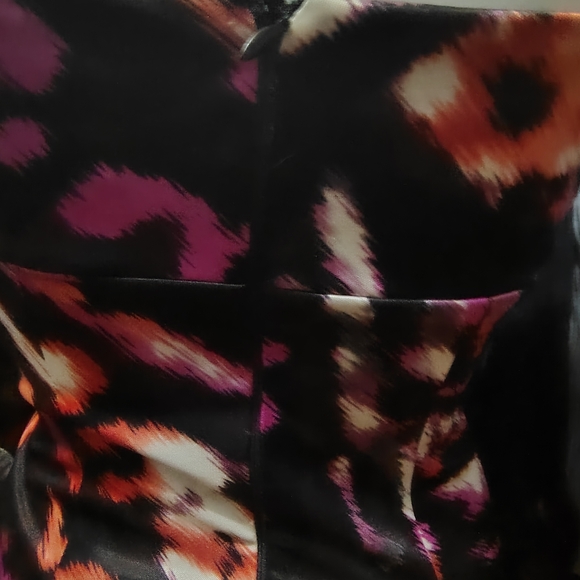 Black Color Splashed Cocktail Dress - Picture 6 of 7